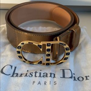 Price drop! DIOR Women’s belt - never worn.
